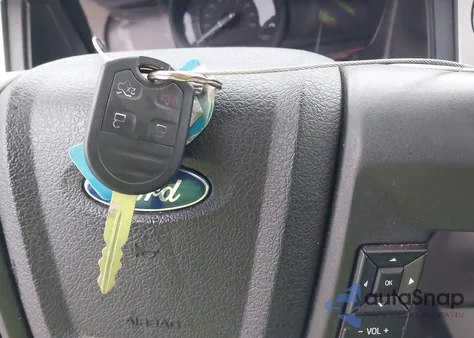 2015 Ford Expedition Xlt z USA, uszkodzony, nr VIN 1FMJU1JT5FEF12917